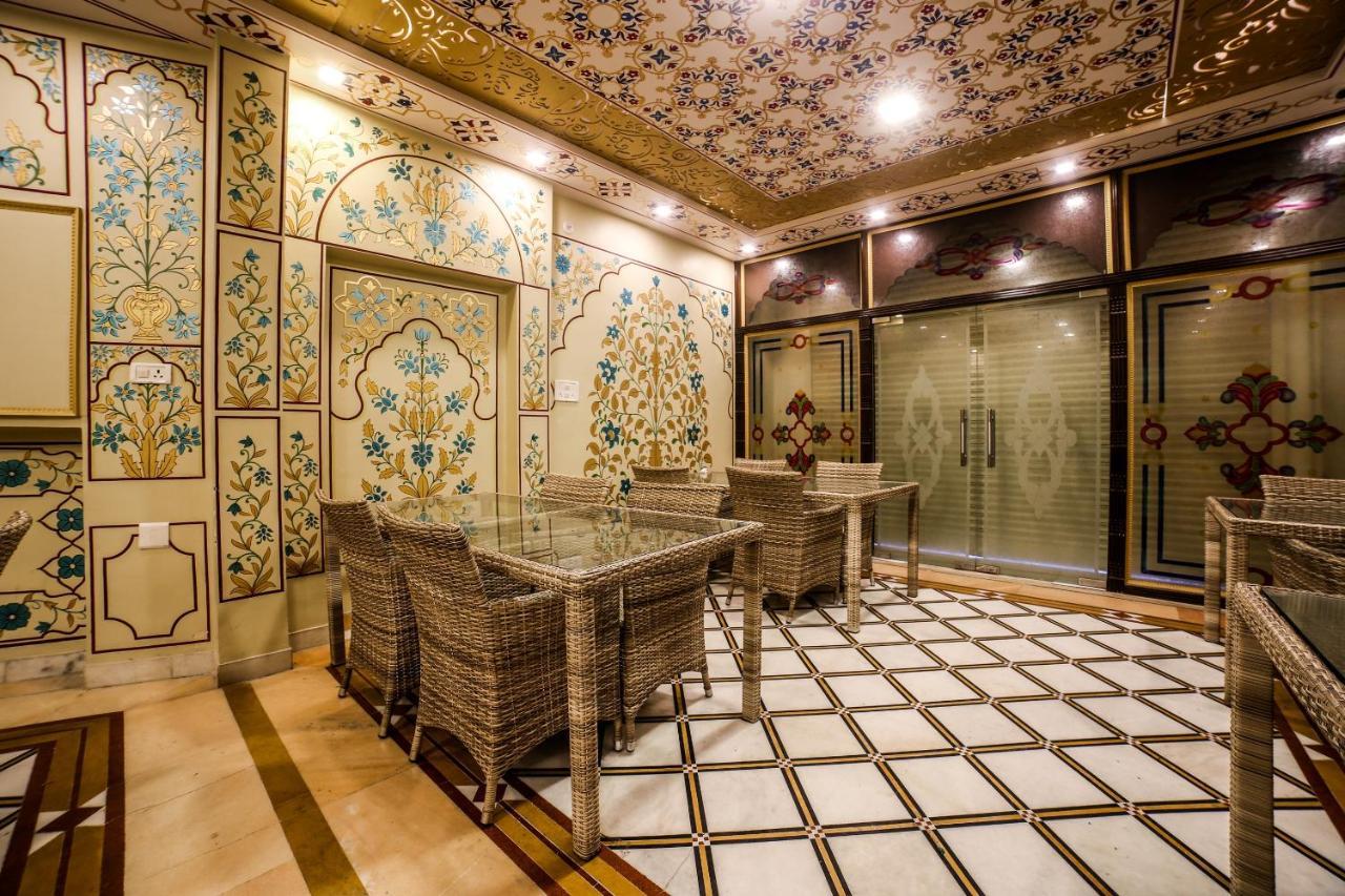 Collection O 36316 Hotel White Palace Джайпур Екстериор снимка