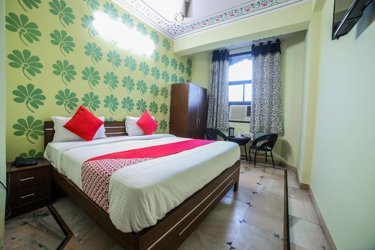 Collection O 36316 Hotel White Palace Джайпур Екстериор снимка