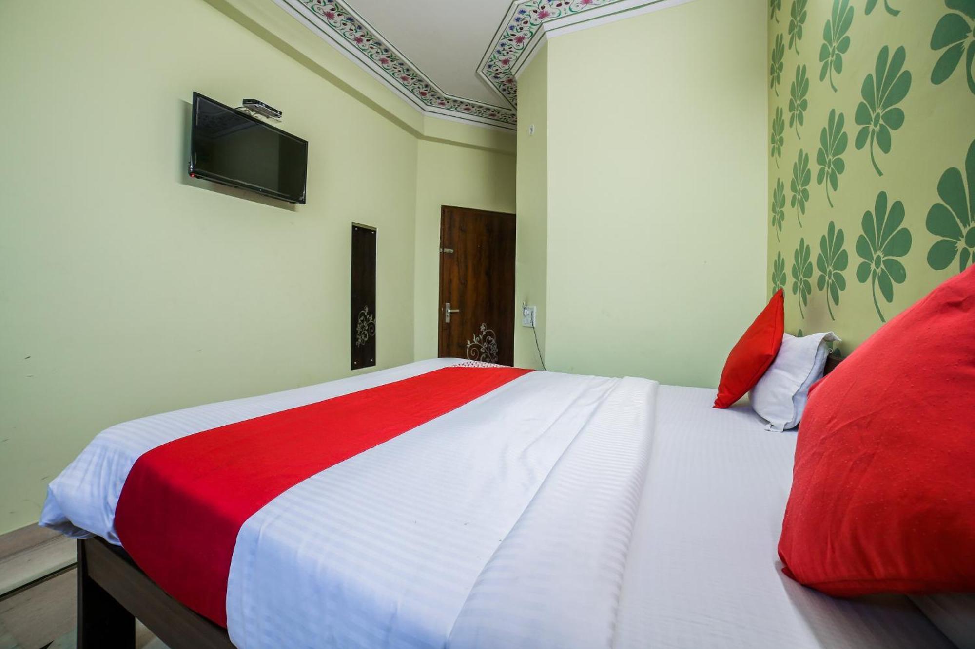 Collection O 36316 Hotel White Palace Джайпур Екстериор снимка